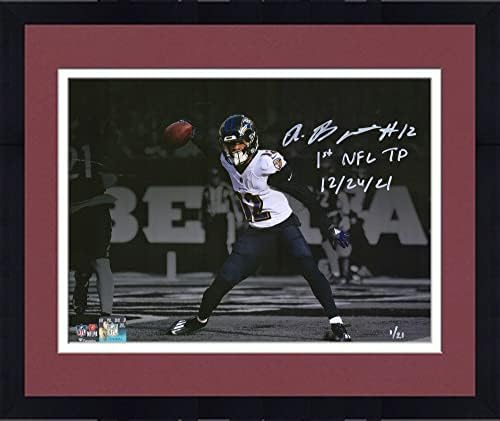 Снимка в рамка Rashod Бейтман Балтимор Рейвънс с автограф 11 x 14 в светлината на прожекторите с надпис 1st NFL TD 26.12.21 - #1 от ограничено количество от 21 снимки колеж с автогра