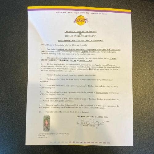 Кобе Брайънт В Последния сезон 2015/16 Лос Анджелис Лейкърс Подписа баскетболен договор с JSA - Баскетболни
