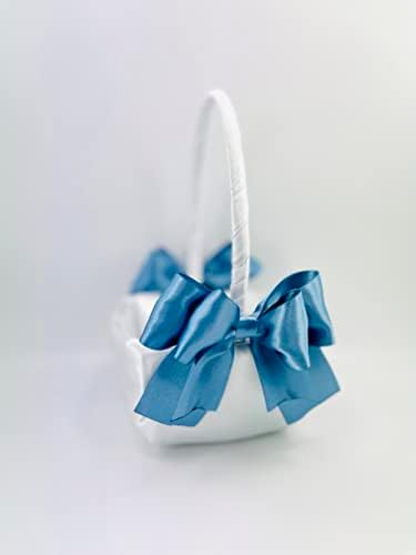 Сватбена кошница за момичета с бели и сини цветове - Количка за момичета с цветя - Сватбена кошница - 6 места